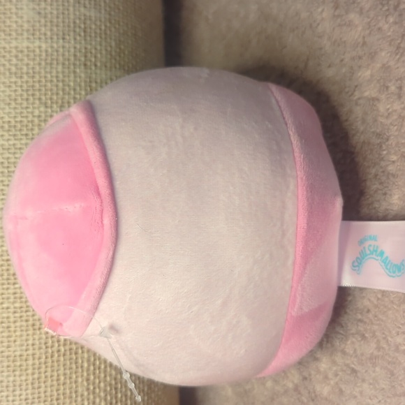 NWT Squishmallow Maline The Capsule Machine - Picture 4 of 5